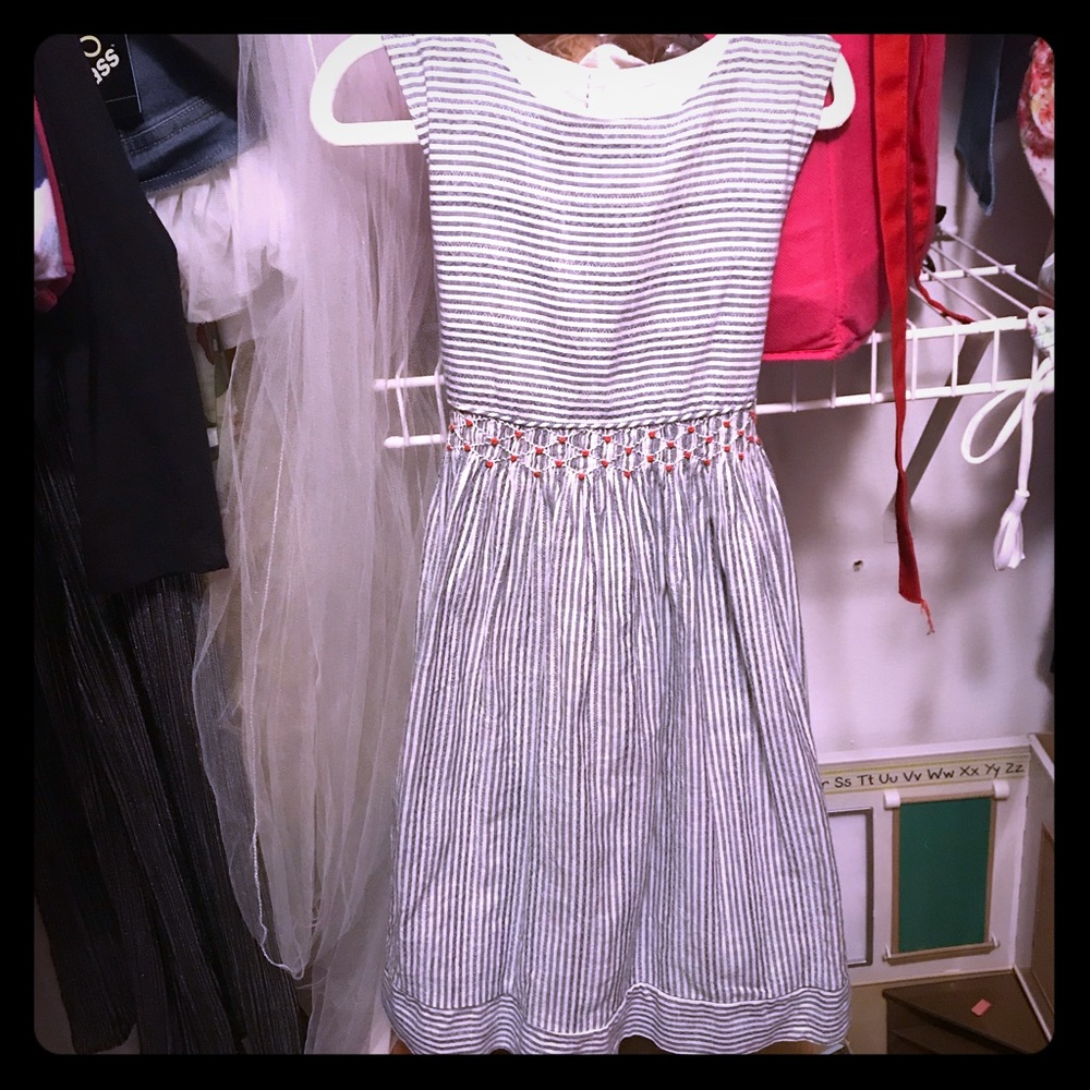 Super cute EUC dress